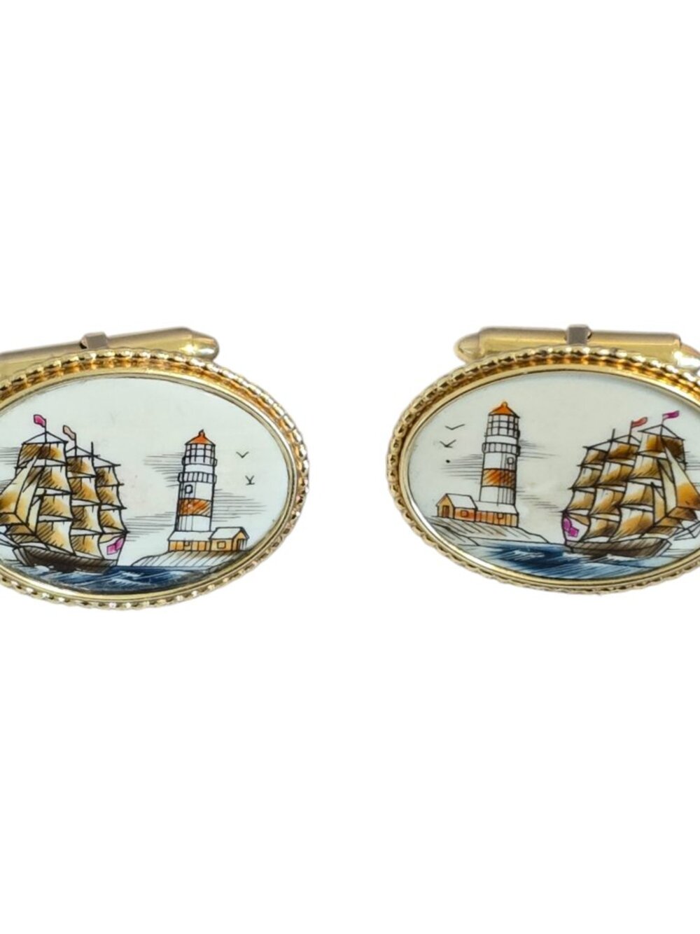 Vintage Krementz Gold Tone Faux Scrimshaw Oval Cufflinks Lighthouse Clipper Ship
